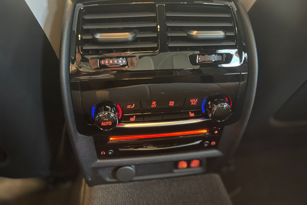 BMW M5 2020 фото 11