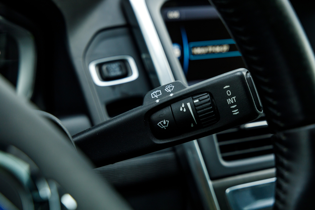 Volvo XC60 2015 фото 30