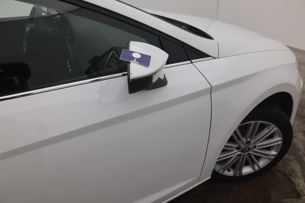 SEAT Leon 2017 фото 21