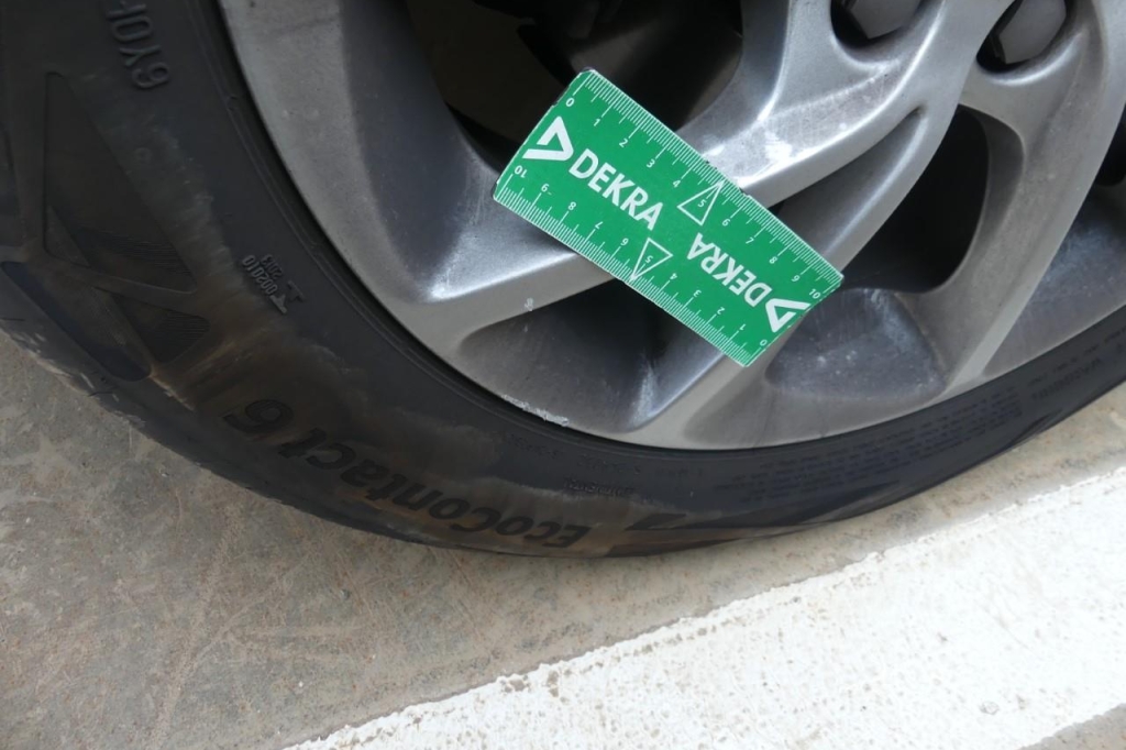 Opel Astra 2020 фото 8