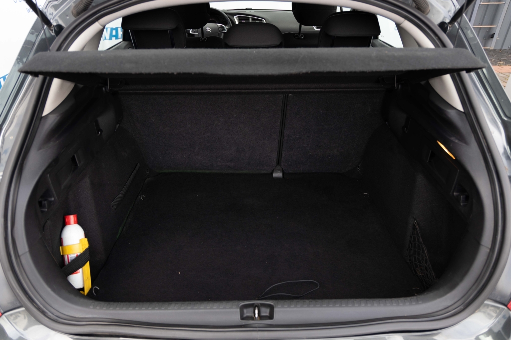 Citroen C4 2015 photo Citroen C4 2015 photo 26
