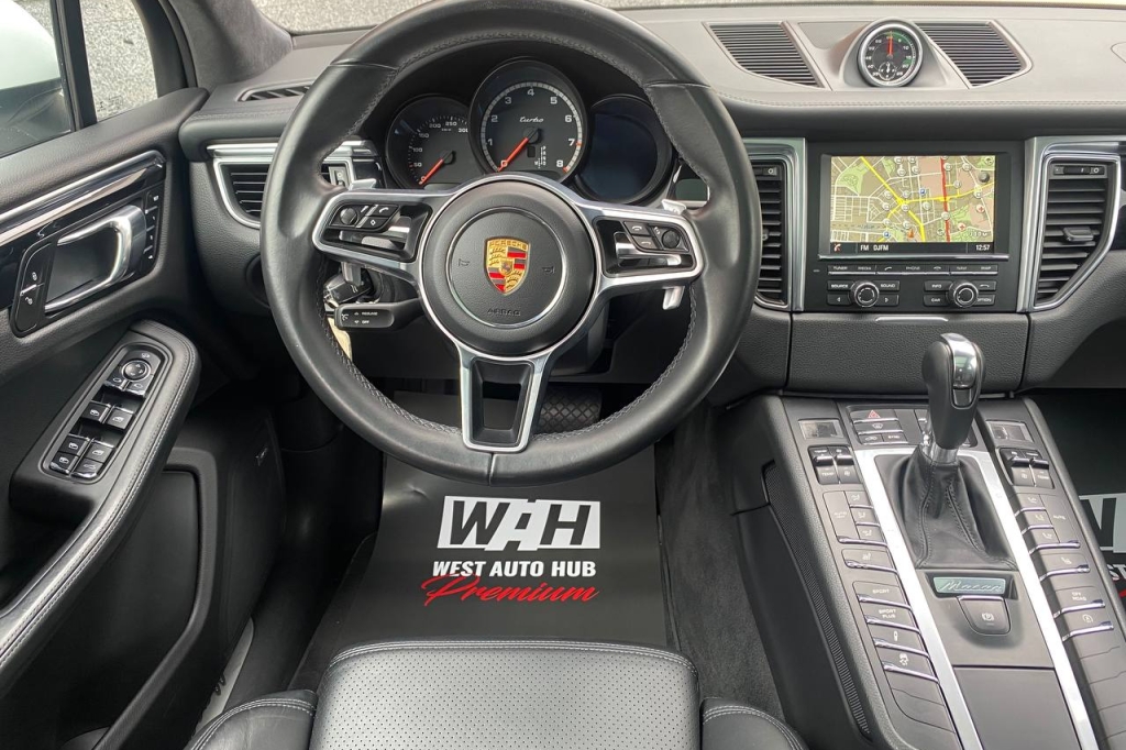 Porsche Macan Turbo 2014 фото 17