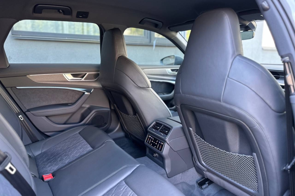 Audi RS6 Performance 2023 фото 14