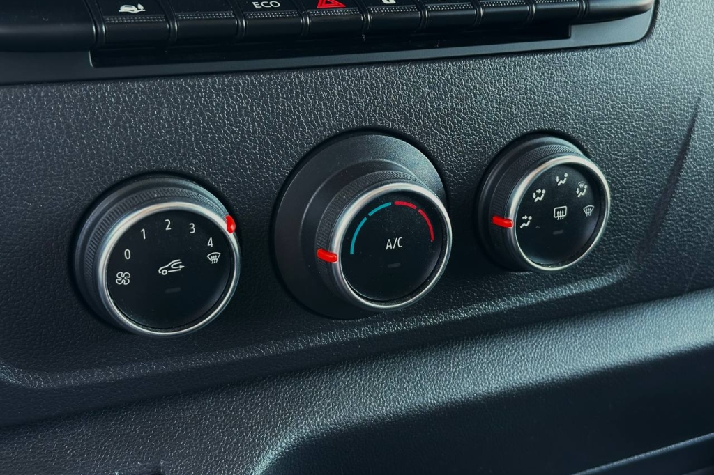 Renault Master 2019 фото Renault Master 2019 фото 14