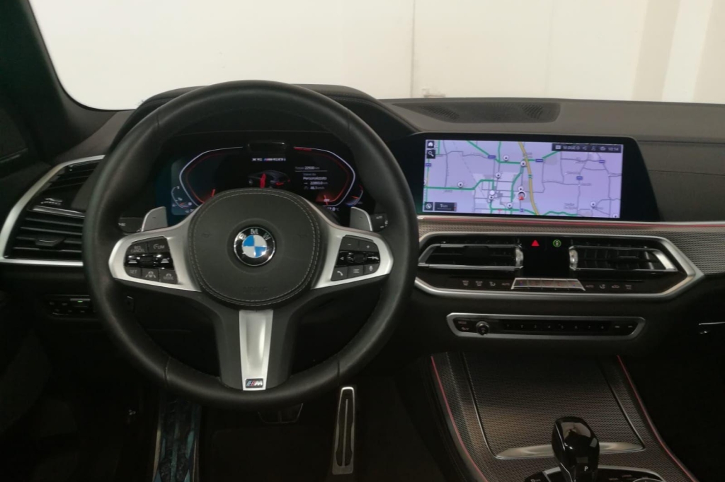 BMW X5 2020 фото 8