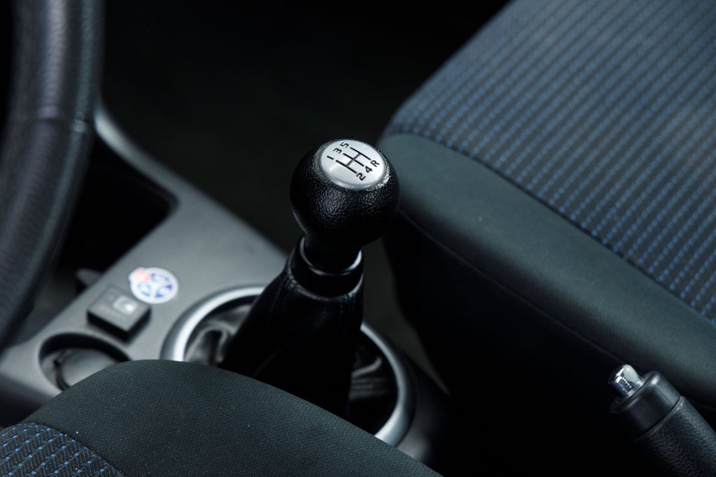 Suzuki Swift 2010 фото 17