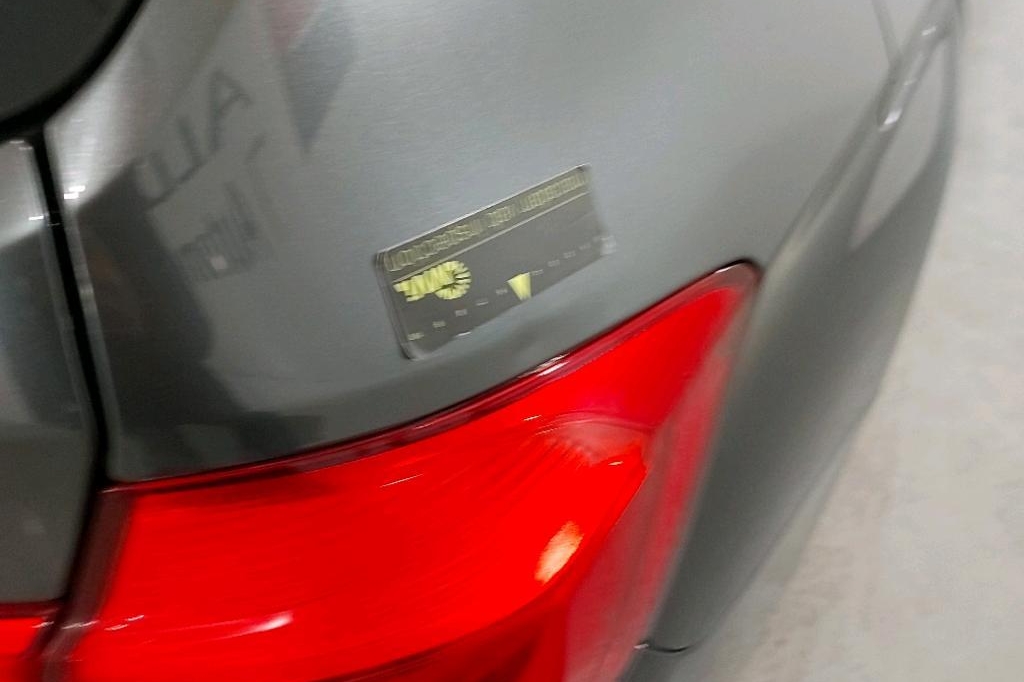 BMW 3er Touring 2017 фото 23