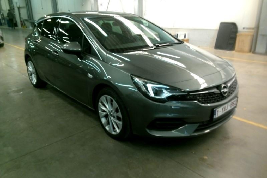 Opel Astra 2020 фото 1