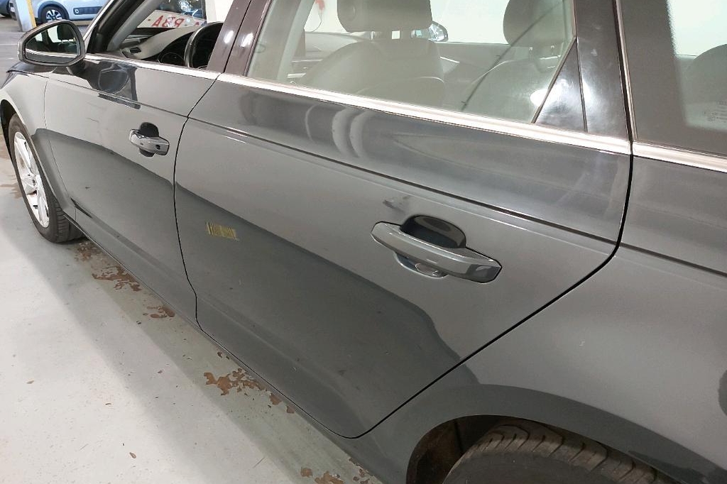 Audi A4 Avant 2016 фото 48