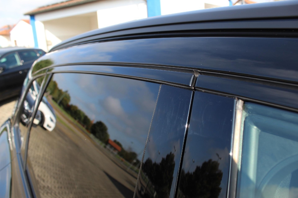 Audi SQ5 2019 photo 22