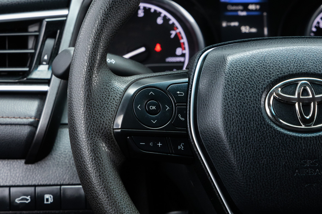 Toyota Camry LE 2017 photo 16