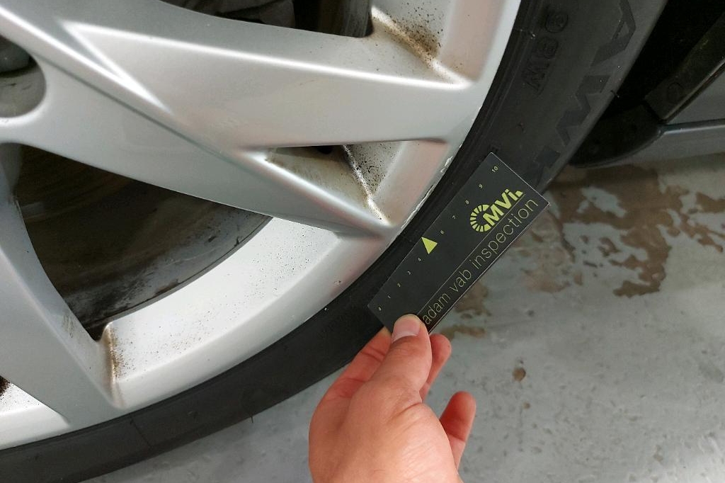 Audi A4 Avant 2016 фото 16