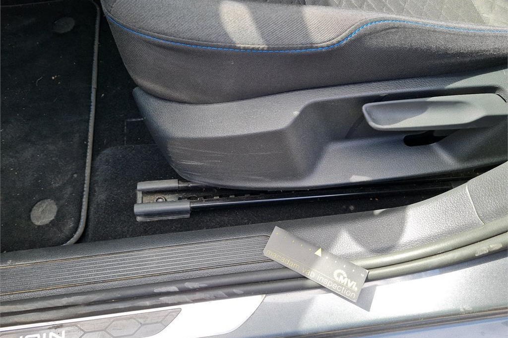 Volkswagen Golf 2019 photo 16