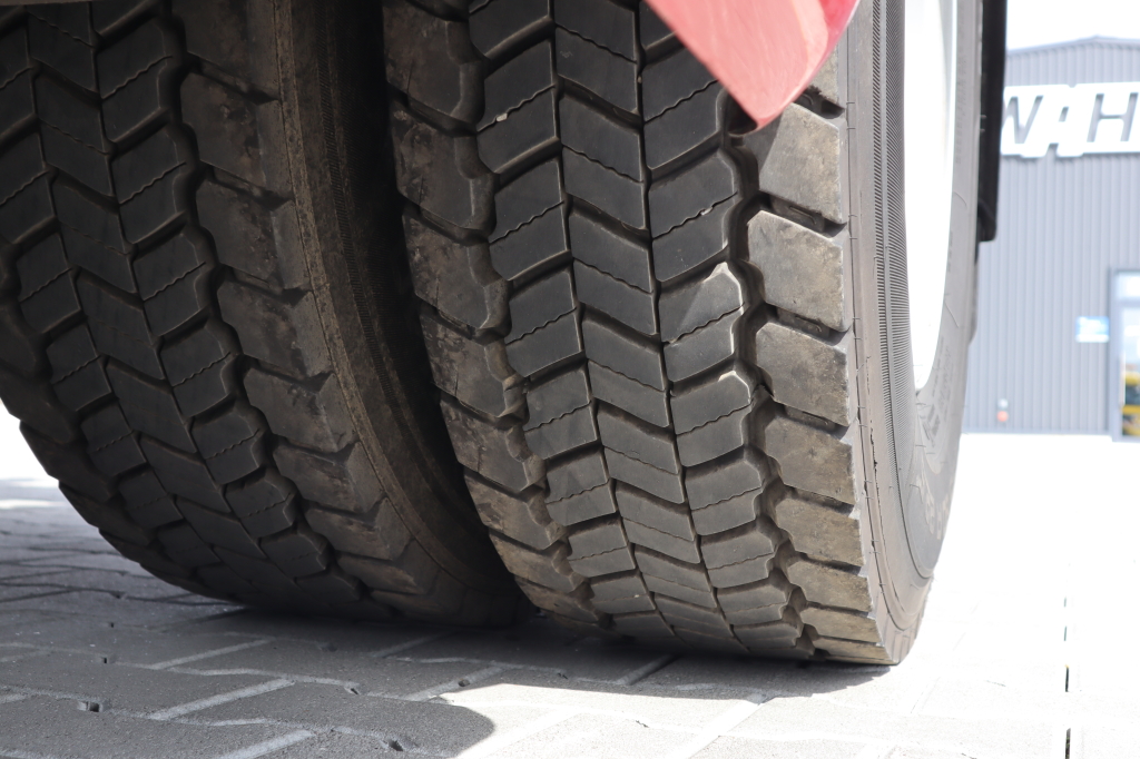 DAF CF 85 460 2012 фото 12