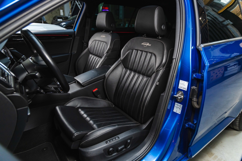 Skoda Superb Plug In Hybrid 2020 фото Skoda Superb Plug In Hybrid 2020 фото 19