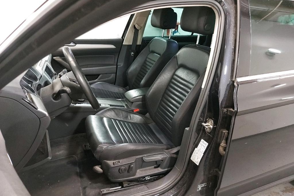 Volkswagen Passat Variant 2016 фото 33