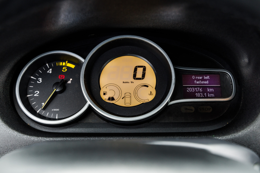 Renault Megane 2010 фото 16