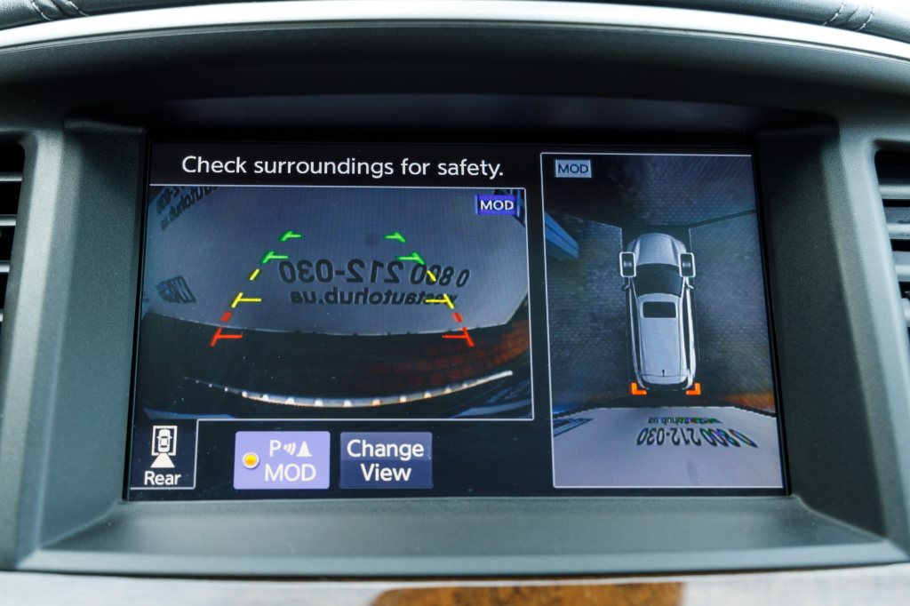 Infiniti QX60 HYBRID 2017 photo 16