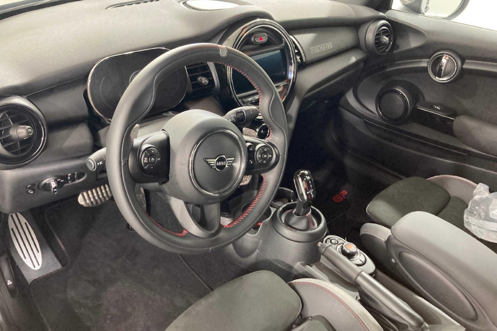 MINI Cooper 2020 photo 3
