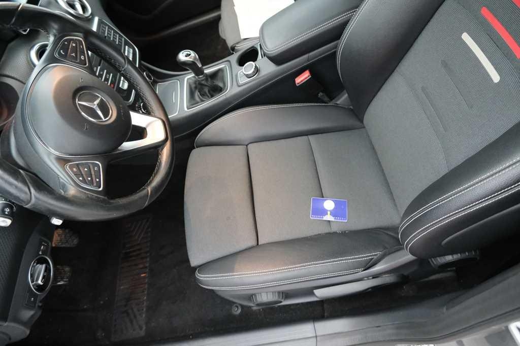 Mercedes-Benz A-Klasse 2017 photo 31