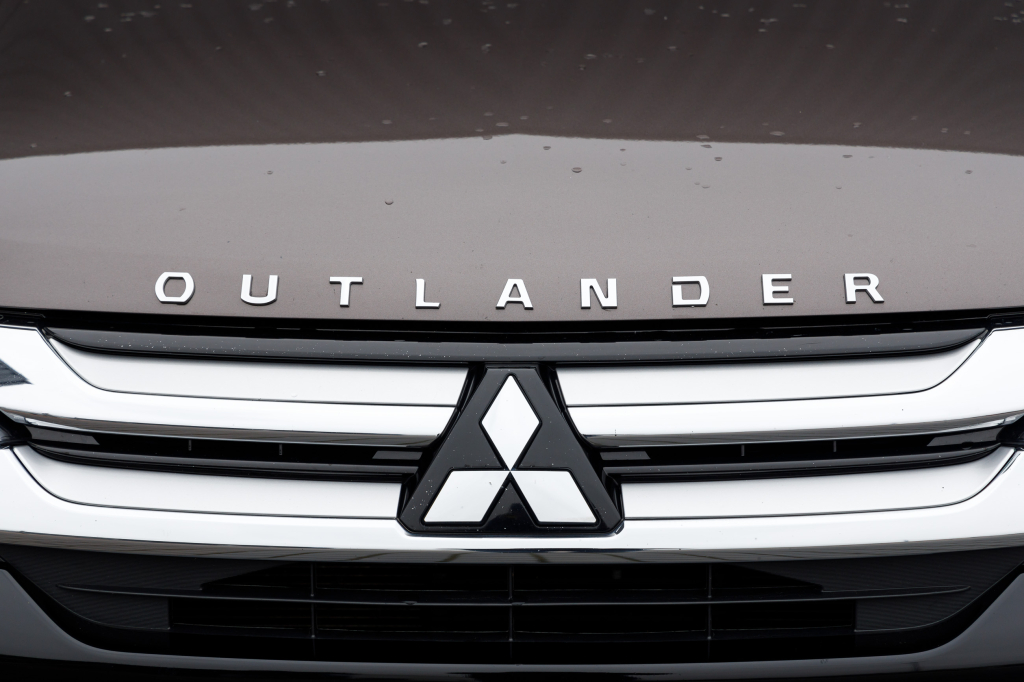 Mitsubishi Outlander 2018 photo 4