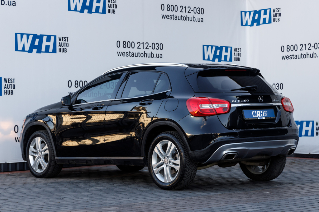 Mercedes-Benz GLA-Class 250 4Matic 2014 photo 3