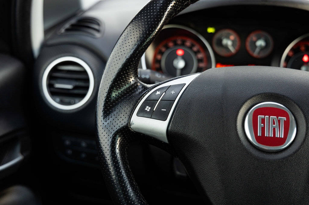 Fiat Punto Evo 2011 photo 16