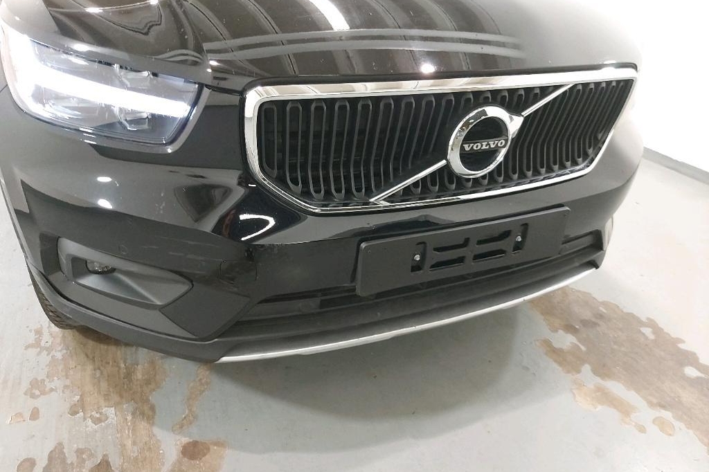 Volvo XC40 2020 фото 25