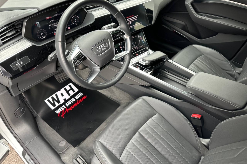 Audi e-tron Sportback 55 95kWh 2021 photo 12