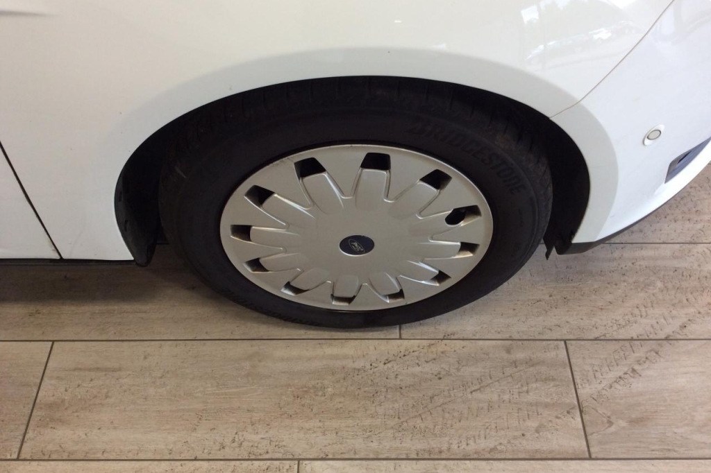 Ford Focus Tunier 2018 фото 9