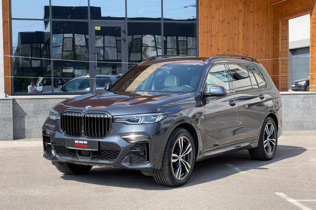 BMW X7 50d  2019 фото 2