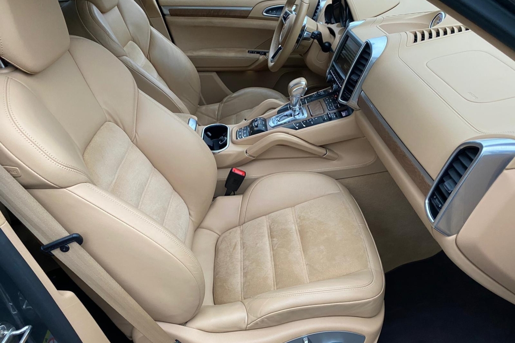 Porsche Cayenne GTS 2015 photo 5