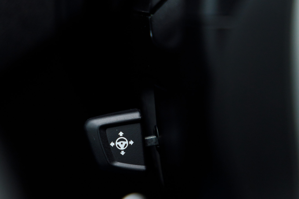 BMW 540 i xDrive 2017 фото 24