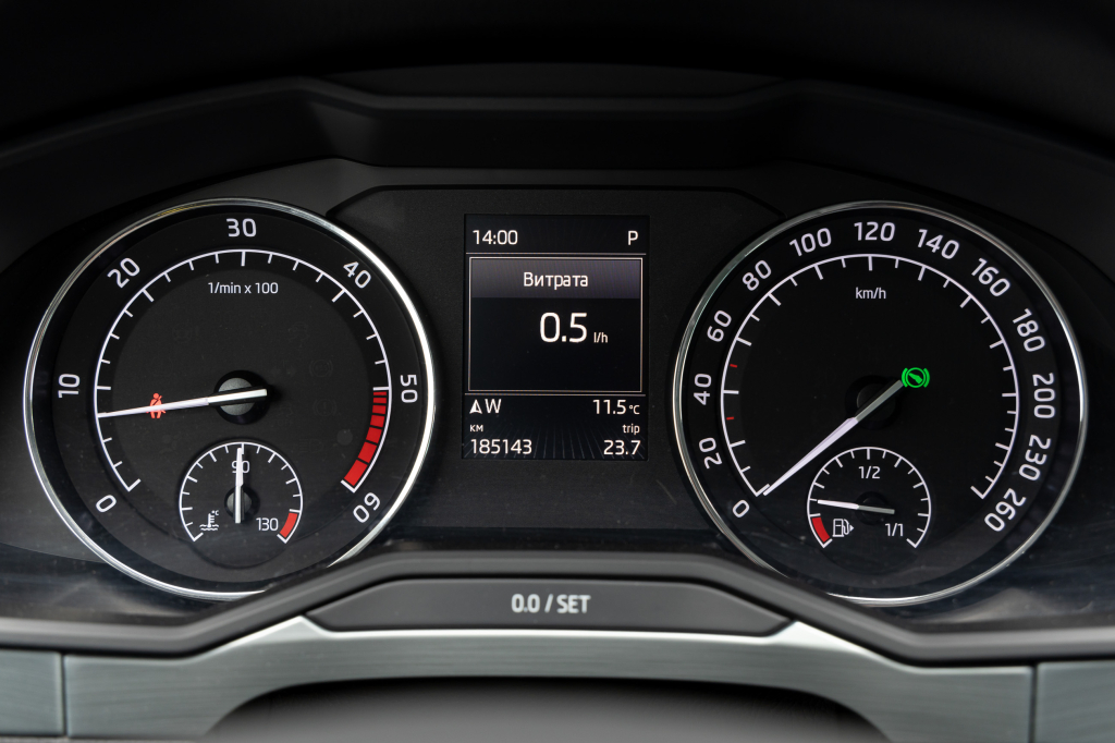 Skoda Superb 2016 фото 35