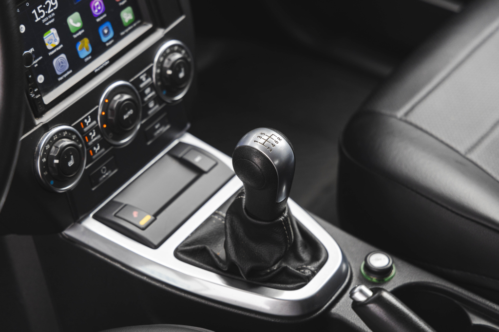 Land Rover Freelander 2010 photo 25