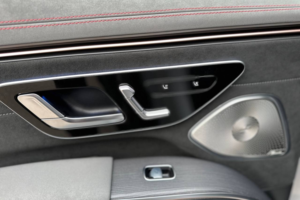 Mercedes-Benz EQS 580 4MATIC 2022 photo 17