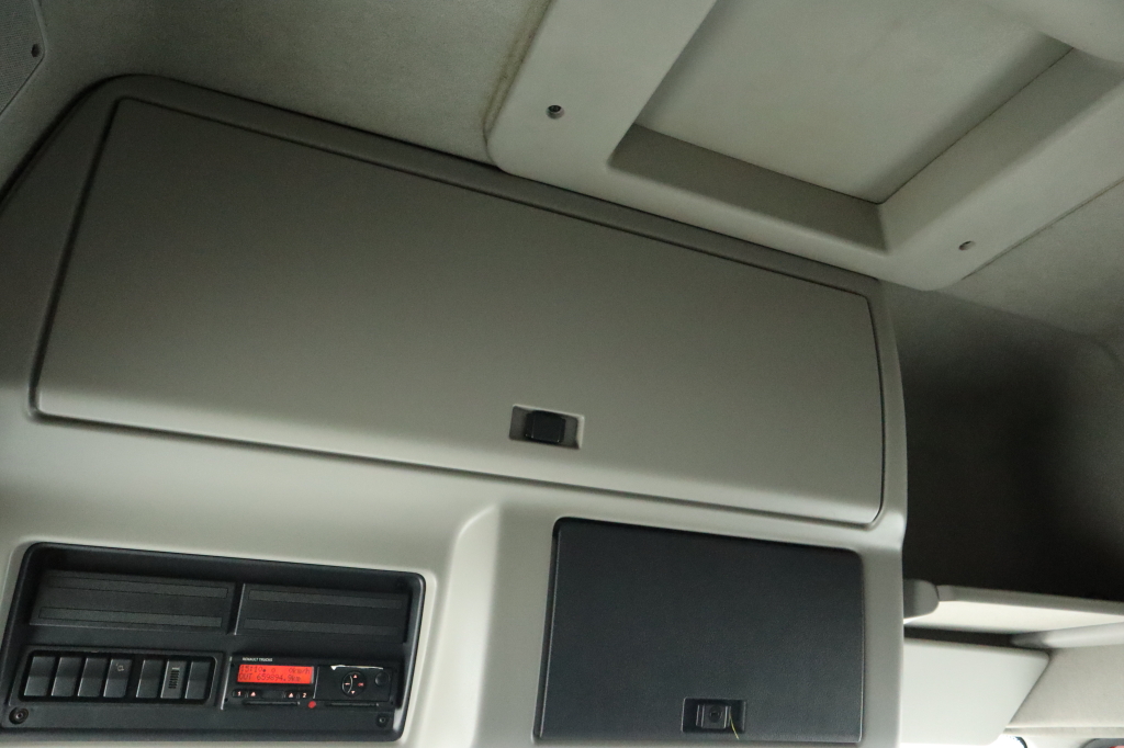 Renault Premium 460Dxi 2012 фото 10