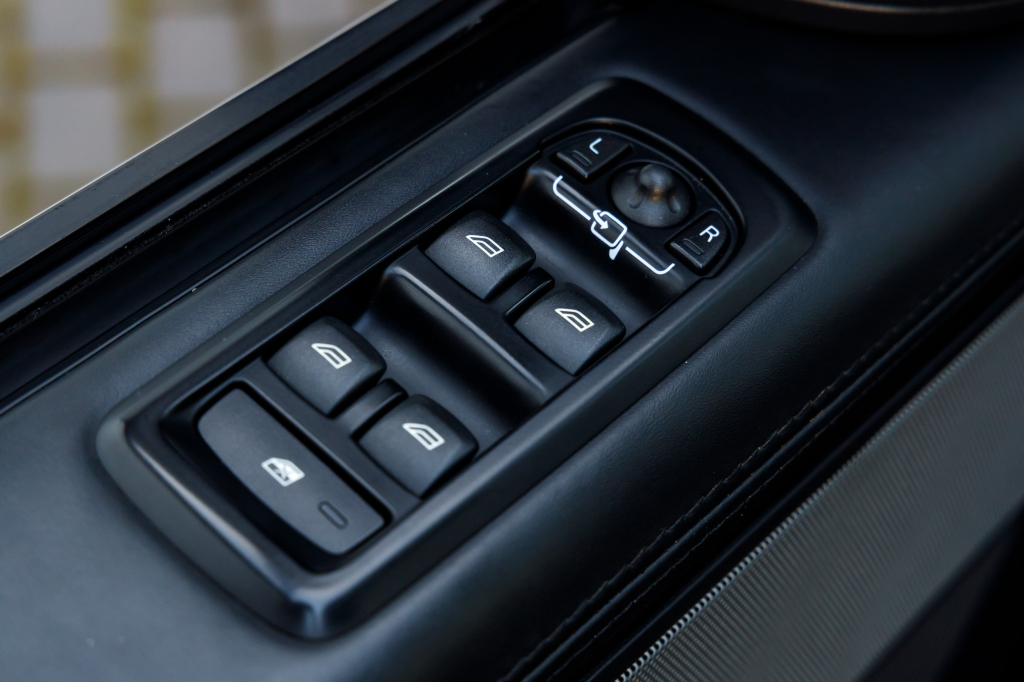 Land Rover Range Rover Sport 2013 photo 18