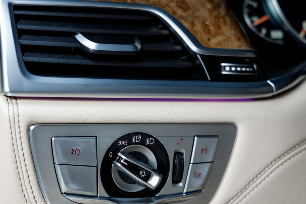 BMW 740 2016 photo 20