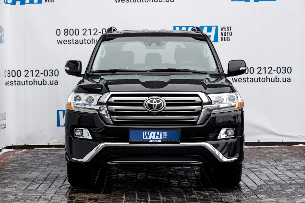 Toyota Land Cruiser 200 2018 photo 3