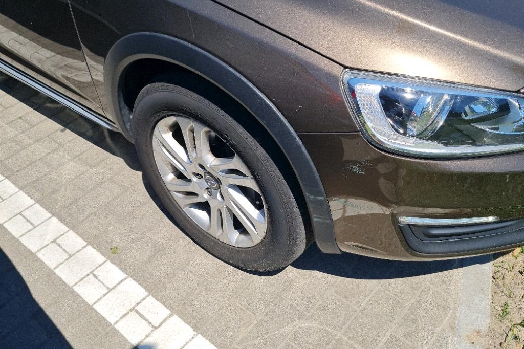 Volvo V60 Cross Country 2016 photo 44