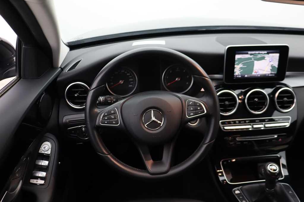 Mercedes-Benz C-Klasse 2017 photo 1