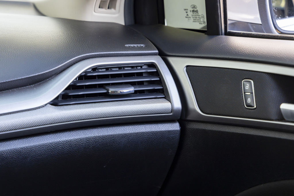 Ford Fusion 2017 фото 37