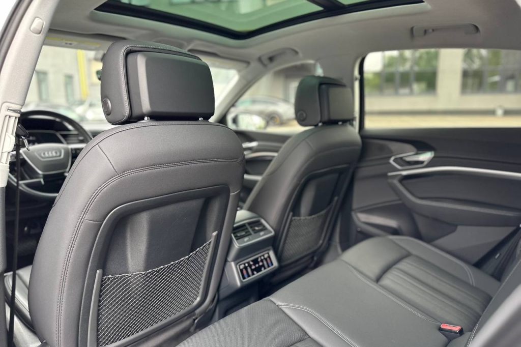 Audi e-tron Sportback 55 95kWh 2021 photo 16