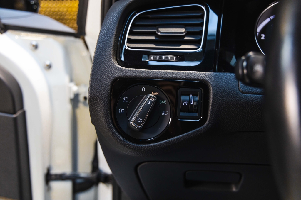 Volkswagen Golf R 2017 фото 20