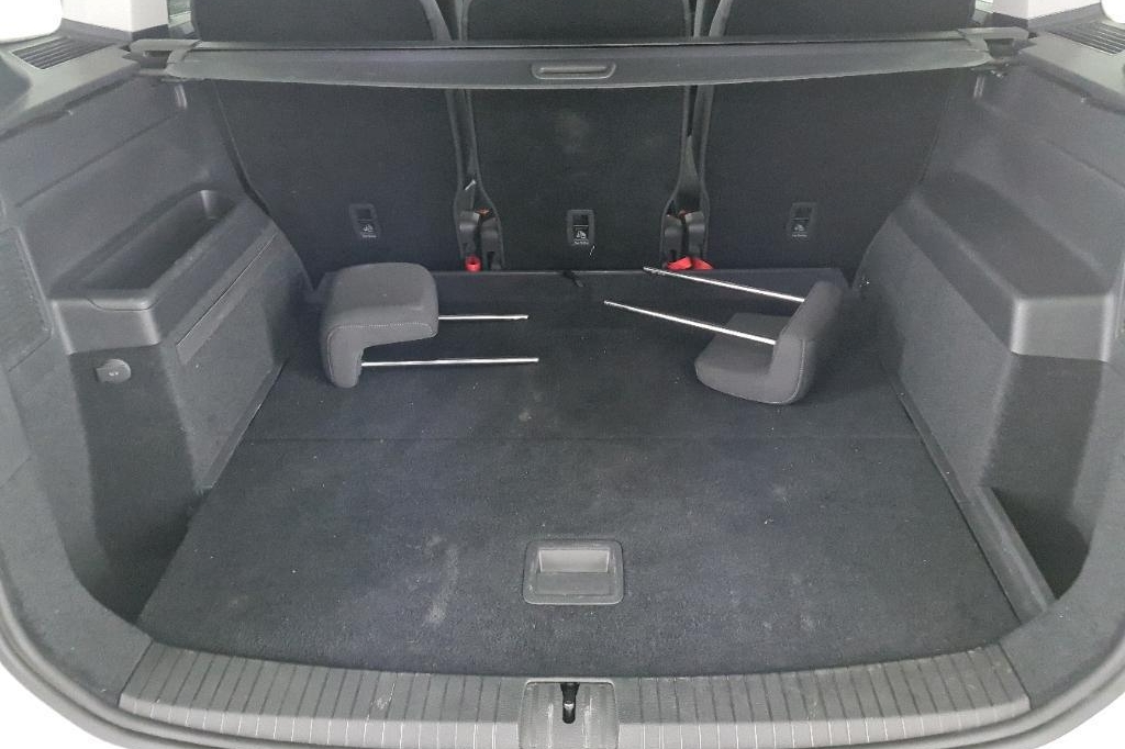 Volkswagen Touran 2020 photo 24