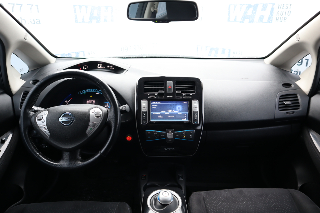 Nissan Leaf photo 7