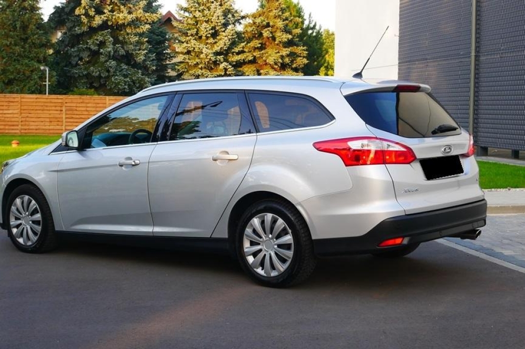 Ford Focus Turnier 2012 photo 6