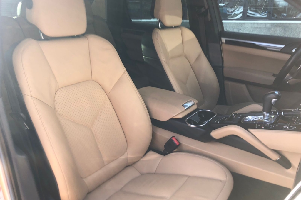 Porsche Cayenne 2016 photo 19