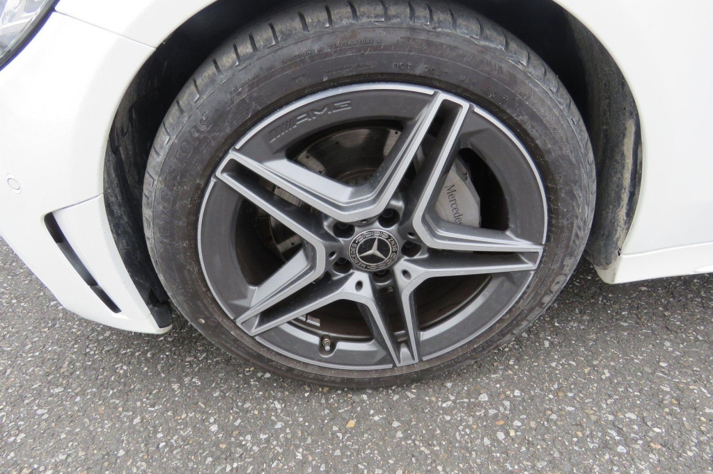 Mercedes-AMG C-Klasse 2019 photo 3